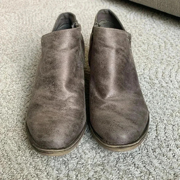 Carlos by Carlos Santana Conroy ankle bootie size 9.5 - Picture 2 of 8